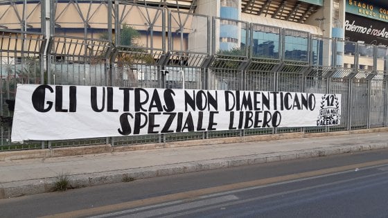Il Palermo non perde colpi, 3 gol al Marina di Ragusa: striscione pro Speziale al 'Barbera'