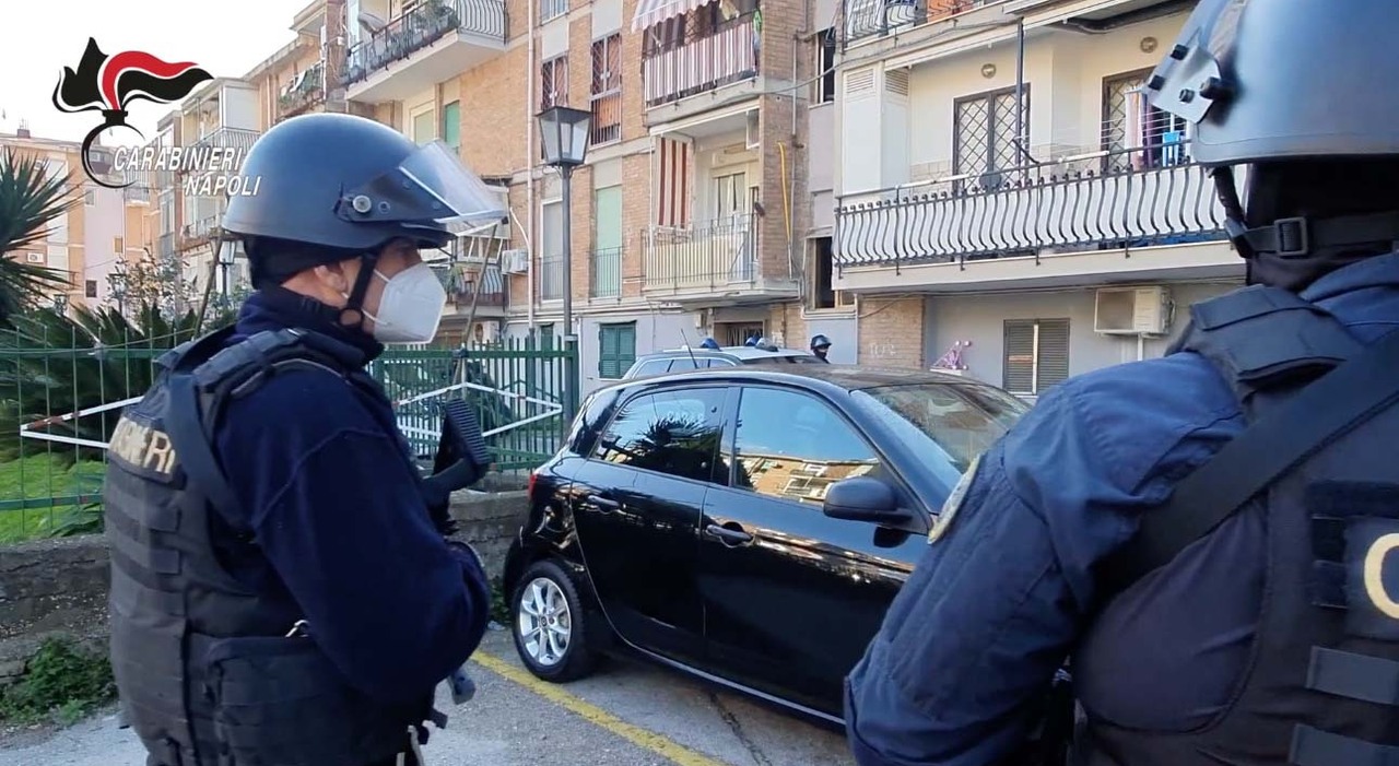 Operazione antimafia a Napoli nel rione Traiano: 29 arresti