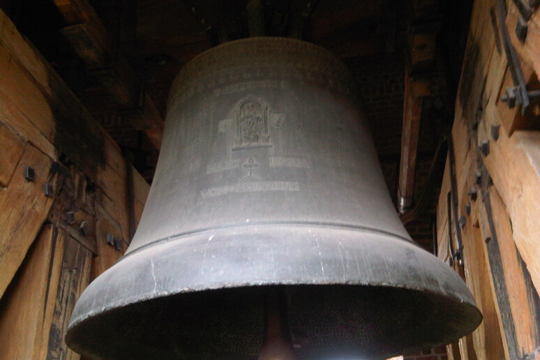 Caltanissetta, campane della chiesa rumorose: parte esposto dei residenti