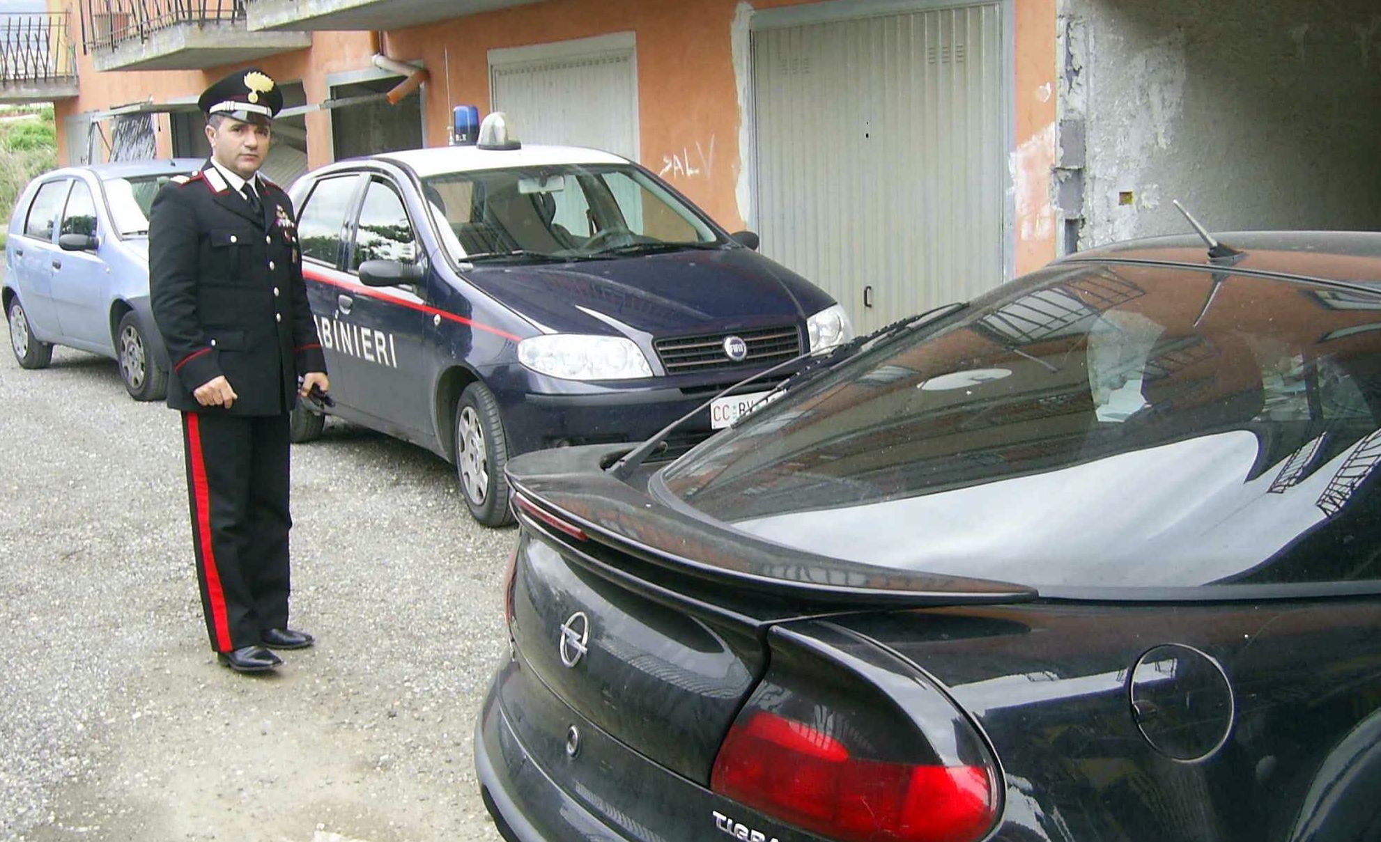 Furti su auto a Palermo, arrestati sei giovani
