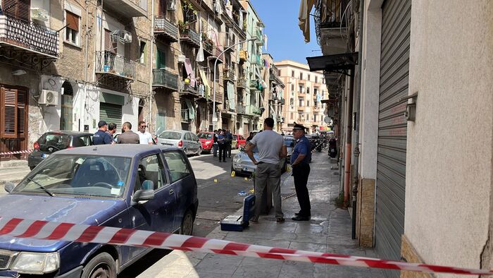 Agguato a Palermo, 45enne ucciso nel quartiere Zisa