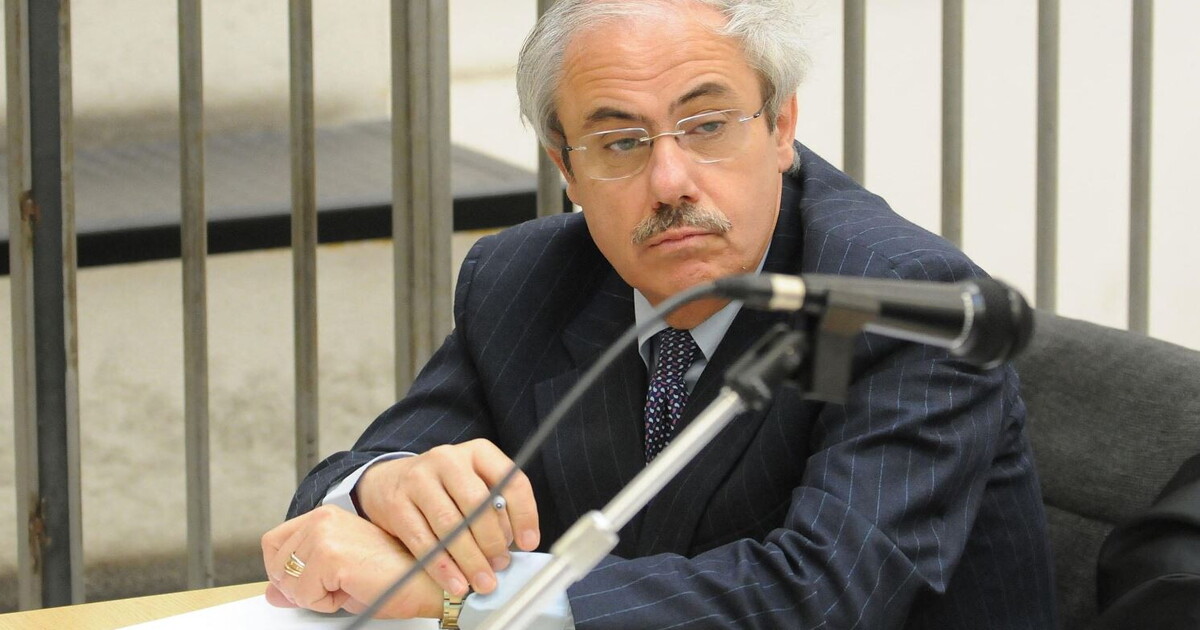 Mafia, giudici in Camera di consiglio a Catania per la sentenza Lombardo