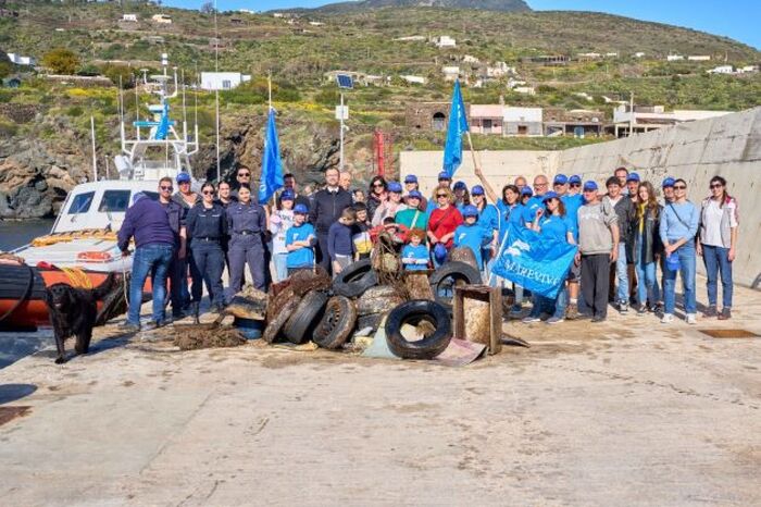 Marevivo ripulisce i fondali di Pantelleria coi bambini