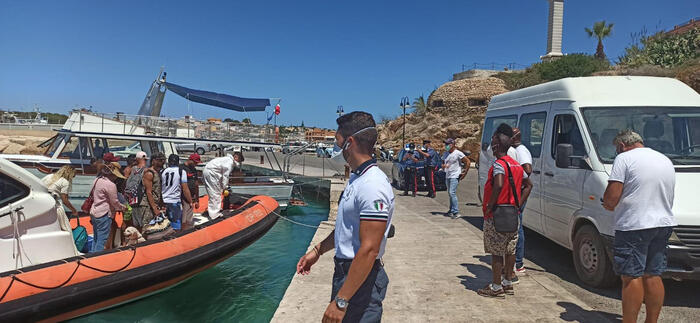 Musumeci: "E' emergenza immigrazione anche a Pantelleria"