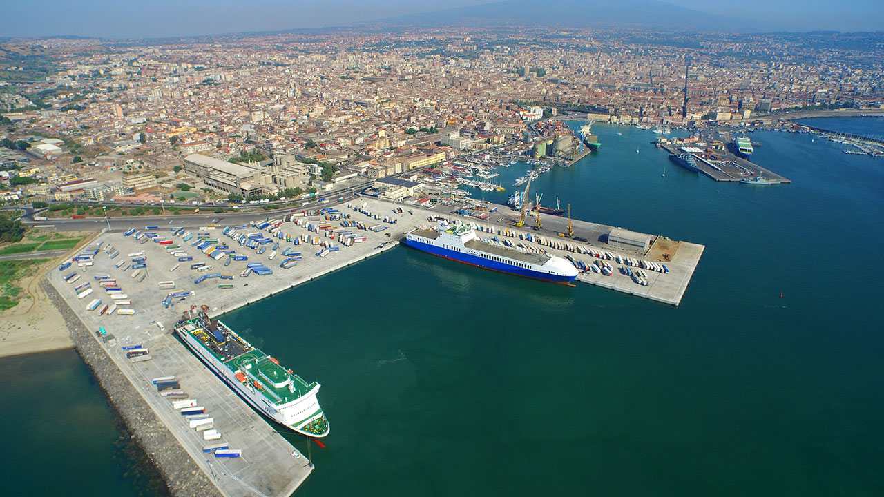 Appaltati lavori per 371 milioni di euro per i porti di Catania e Augusta