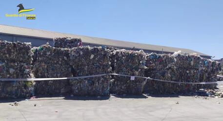 Catania, sequestrati 4.000 tonnellate di rifiuti trattati illecitamente