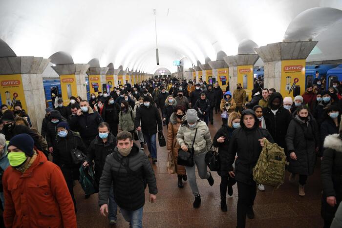 La guerra in Ucraina, i russi prendono un aeroporto vicino la capitale