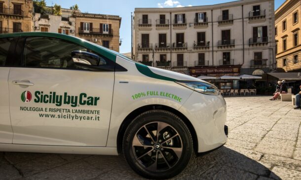 Palermo, Sicily by Car in Borsa a febbraio 2023