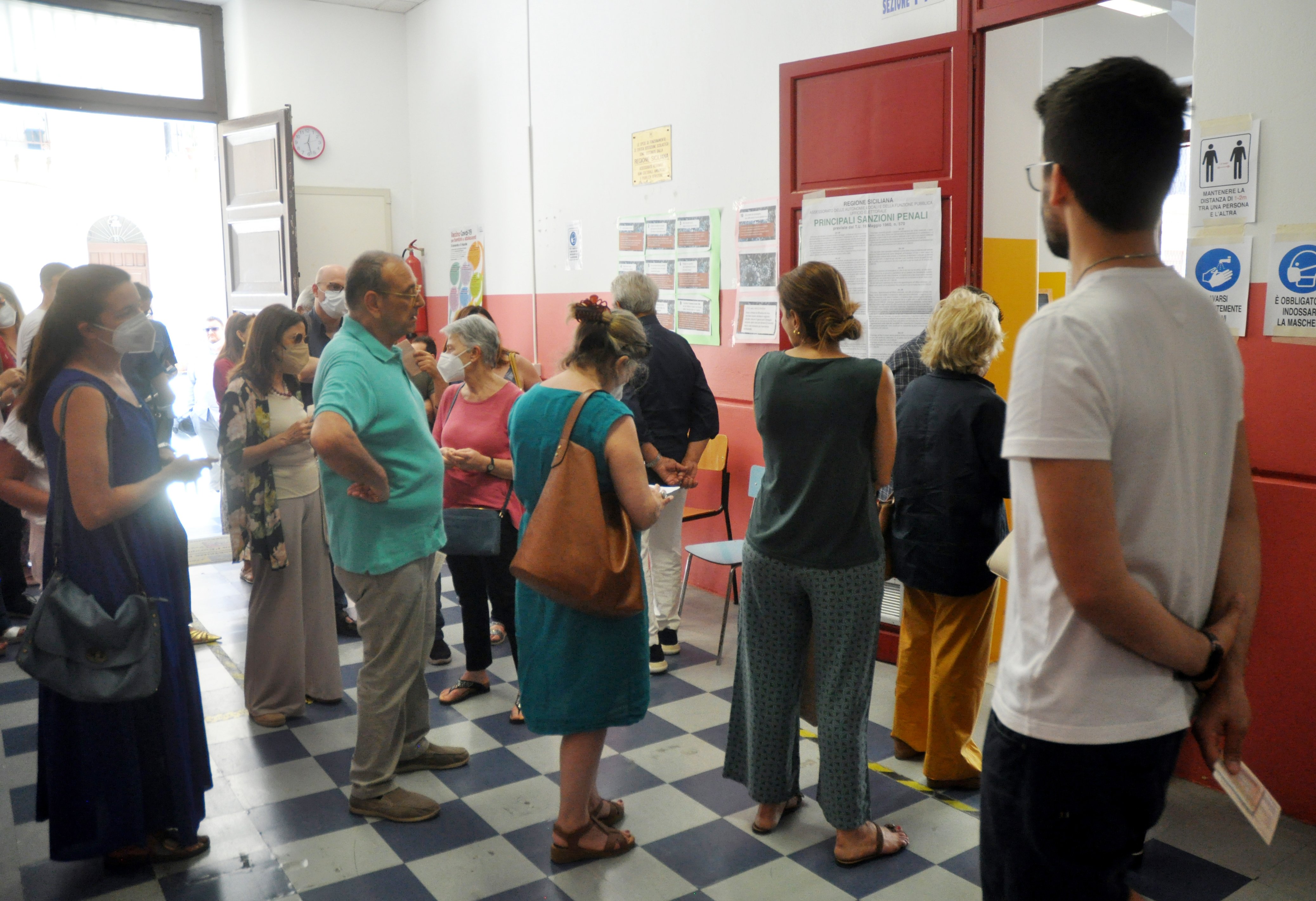 Affluenza alle urne a Palermo, 41,85%: a Messina il 55,64%