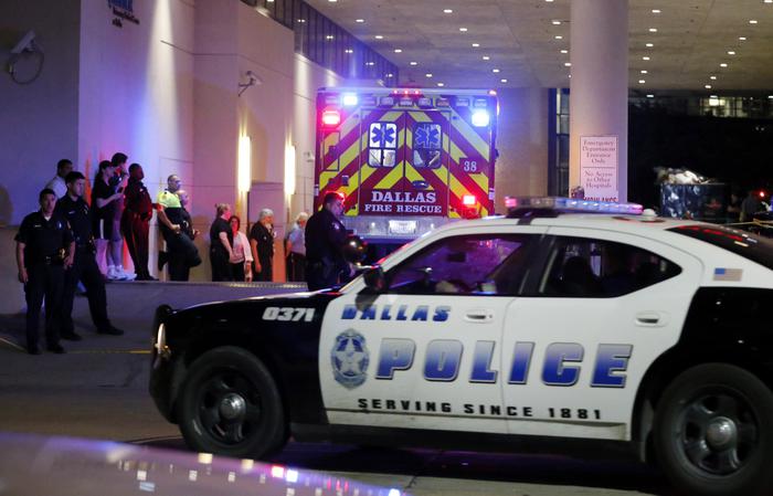 Dallas, afroamericani uccisi: assassinati 4 poliziotti