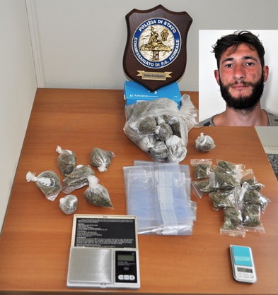 Trovato con 200 grammi di droga da spacciare, arresto nel Catanese