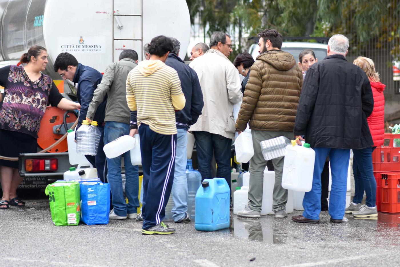 Emergenza idrica a Messina, l'acqua torna ma non in tutte le case