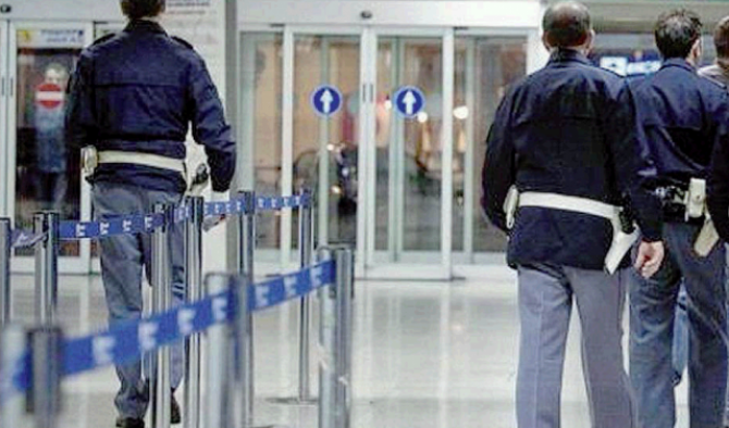 Atti sessuali con minore, ricercato preso all'aeroporto di Catania