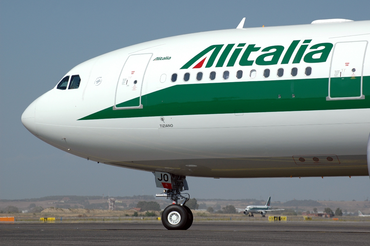 Trasporti, dal 15 luglio Alitalia torna a volare Roma - Birgi