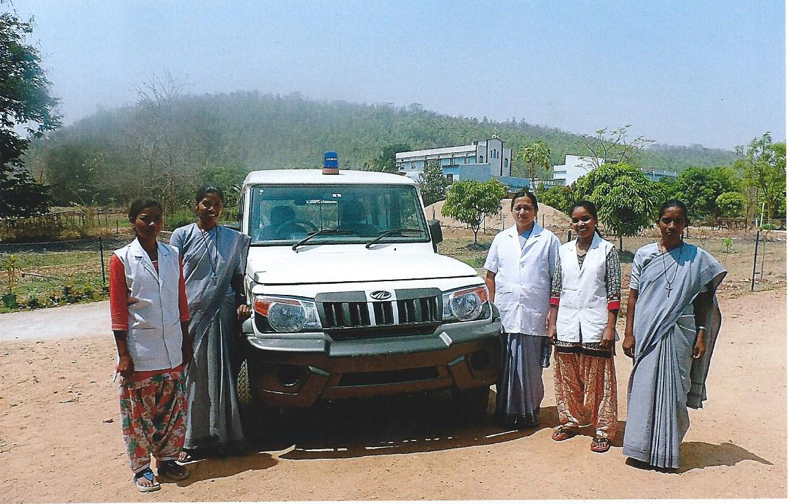 Volontari catanesi donano un'ambulanza all'India