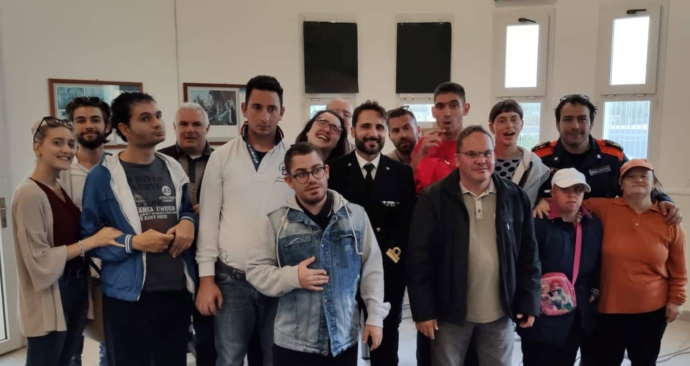 Modica, percorsi di legalità: i ragazzi dell'Anffas ospiti della Capitaneria di porto di Pozzallo