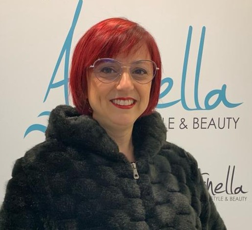 Compie 25 anni di attività Antonella Galazzo, l'hair stylist pozzallese che ha curato le acconciature dei divi di Sanremo