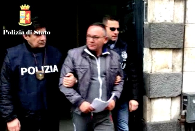 Produttore cinematografico  di Catania sotto usura:  6 arresti