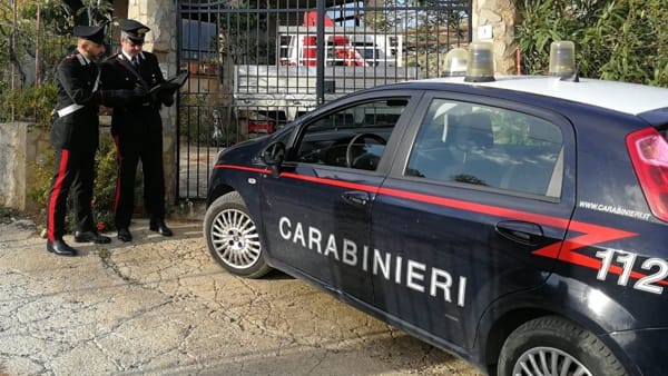 Rubavano in un cantiere confiscato, 2 arresti a Belmonte Mezzagno