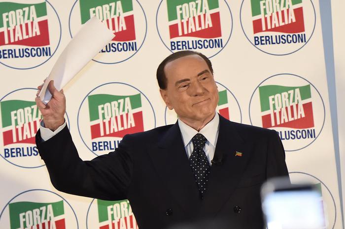 IdeeItalia, Berlusconi: se vinciamo 12 ministri dalla società civile"