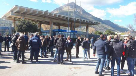 Raduno operai Blutec a Termini Imerese: pronti alla protesta