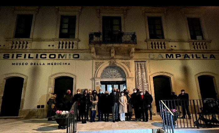 Modica, riaperto il Museo della Medicina: restyling con le donazioni dei deputati M5S 