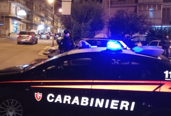 Catania, intercettati dai militari a bordo dell’auto rubata: 18enne denunciato