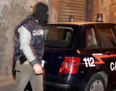 Droga ed estorsioni, blitz a Messina: dodici arresti
