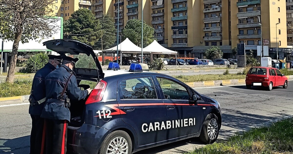 Catania, "Buon Natale sicuro": controlli dei carabinieri, tre denunce