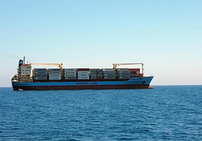 Cargo danese con 100 migranti  a bordo resta a tre miglia da Pozzallo