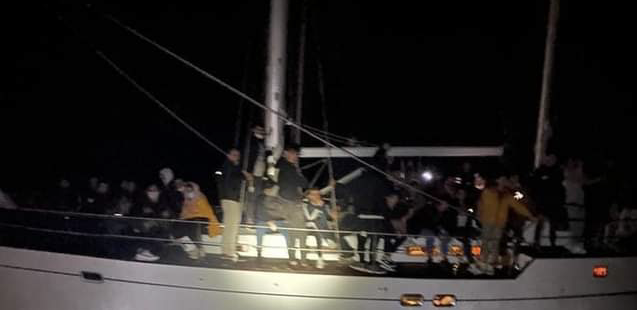 Due sbarchi di migranti nella notte a Noto e Portopalo