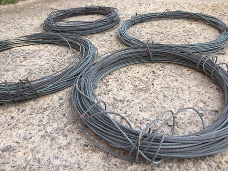 Sorpresi a rubare cavi elettrici nel Crotonese, tre persone arrestate