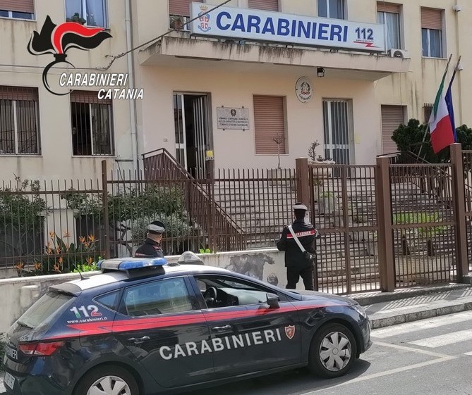 Acireale, controlli dei carabinieri: una denuncia e un arresto per evasione