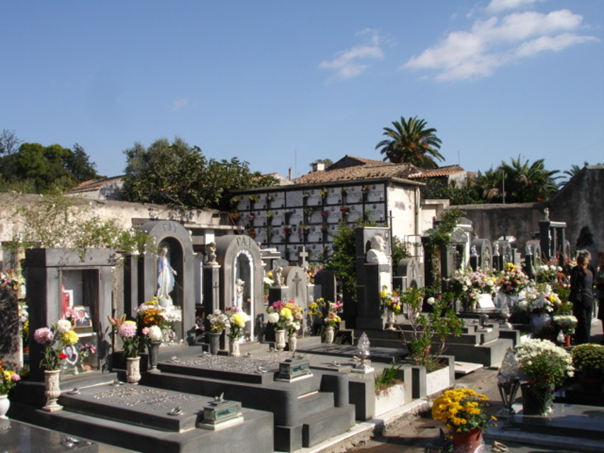 Catania, varato dalla Giunta il nuovo regolamento cimiteriale