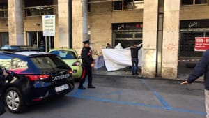 Clochard trovato morto su una panchina a Palermo: è un marocchino