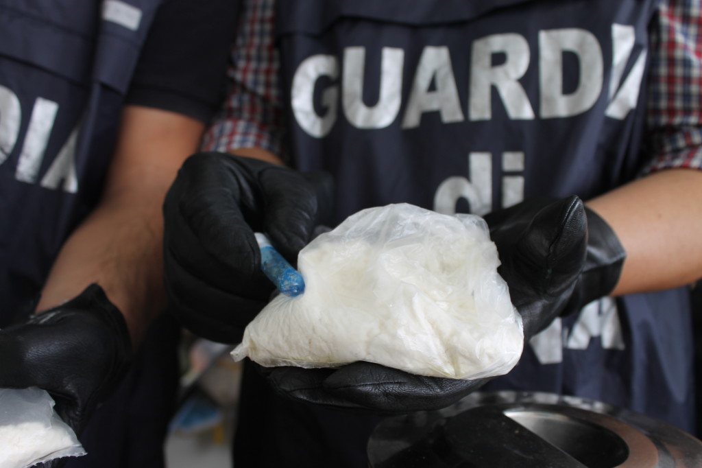 Droga, traffico internazionale di cocaina: cinque arresti a Genova