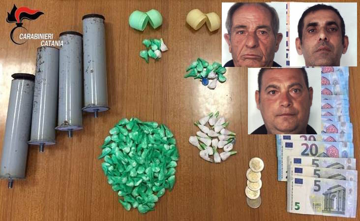 Catania, sorpresi a spacciare droga a San Cristoforo: tre arresti