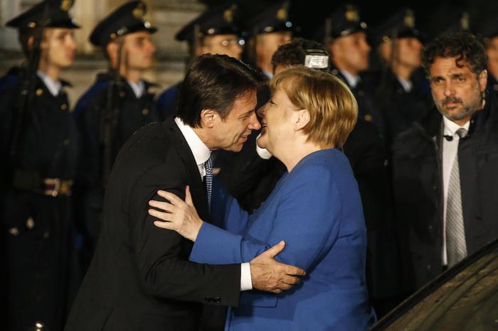 Merkel incontra Conte a Roma: intesa su migranti e acciaio