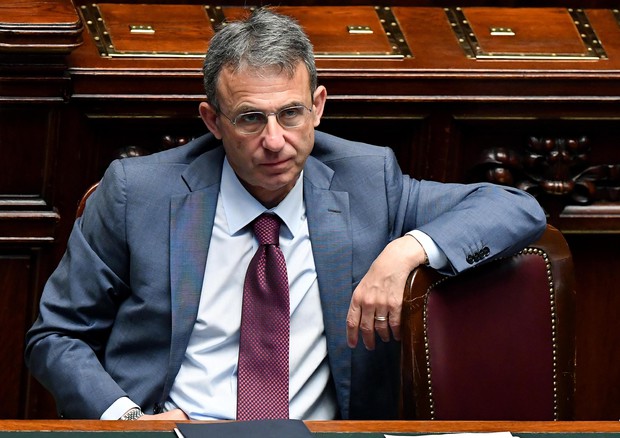 Rifiuti, ministero boccia Piano Sicilia: M5s attacca la Regione
