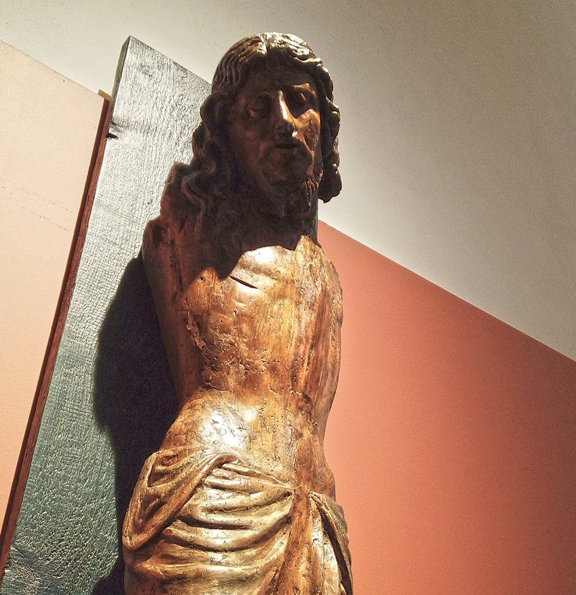 Mazara del Vallo, al Museo Diocesano esposto il Crocifisso senza braccia