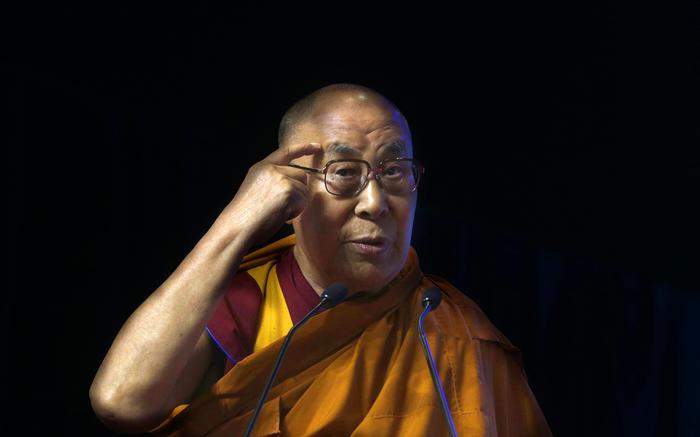 Dalai Lama a Palermo: " I migranti non vanno discriminati"