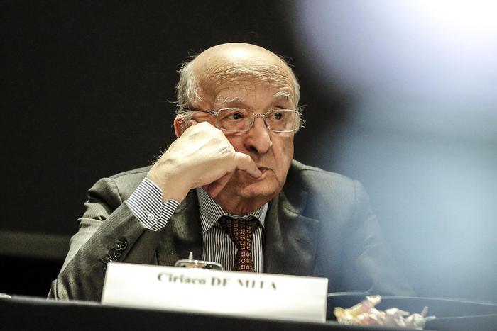 Elezioni, Ciriaco De Mita a 91 anni candidato a sindaco di Nusco