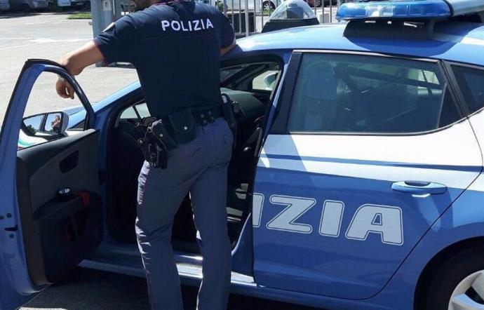 Droga: presunto trafficante olandese arrestato dalla polizia a Cefalù