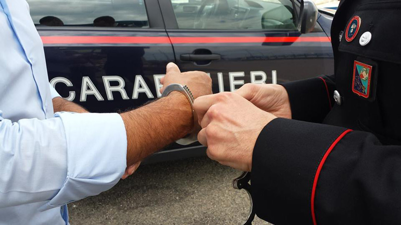 Traffico di droga per conto del clan, 40 misure cautelari in tutta Italia