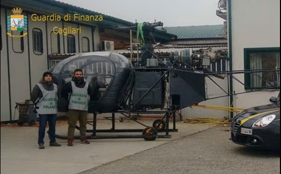 Droga in Sardegna con un elicottero: 3 arresti