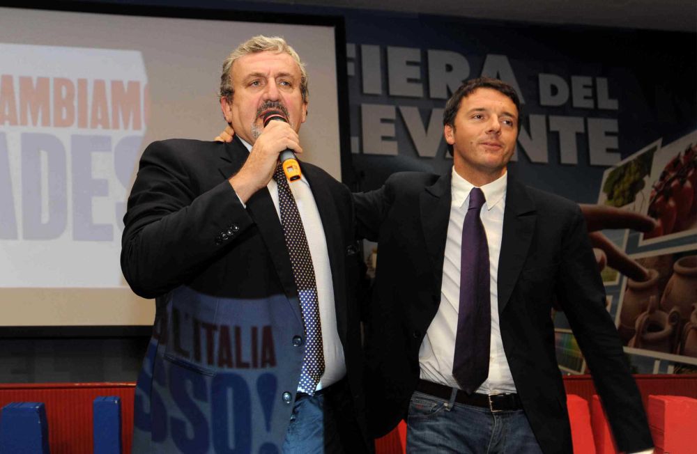 Rottura nel Pd, Renzi: "Politica litiga ma io penso al futuro", Emiliano lo sfida