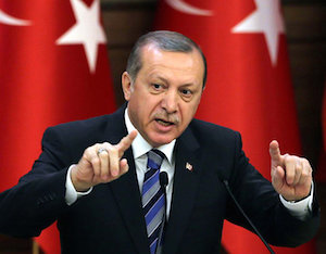 Turchia, monito di Erdogan all'Europa: "Il Pkk potrebbe colpirvi"