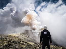 Etna,  svelata con un drone struttura superficiale delle colate di lava