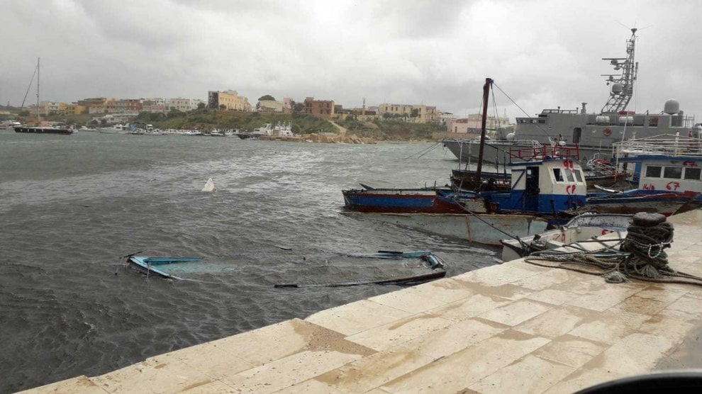Lampedusa, affonda una barca: allarme per gasolio in mare