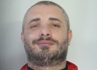 Detenuto ai domiciliari trovato con documento falso, arrestato a Catania